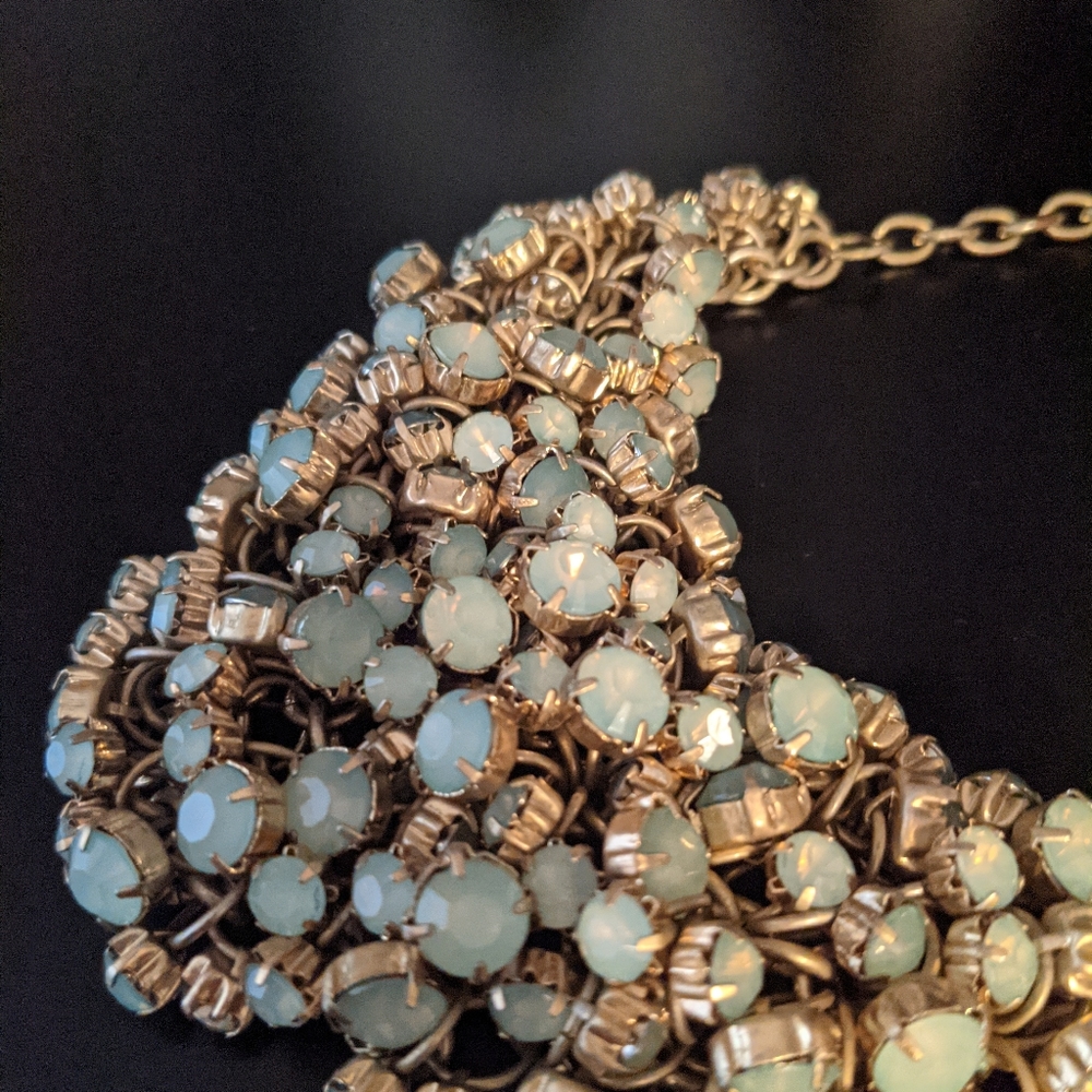 Modern statement necklace - Picture 2 of 3